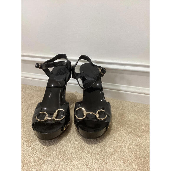 Gucci Vintage Pelle Peep Toe Heels with Horse bit buckle - Picture 1 of 5